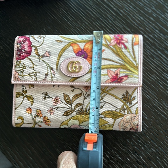 Limited Edition Gucci Marmont Wallet💕🌸🌺🌷 - Picture 10 of 13